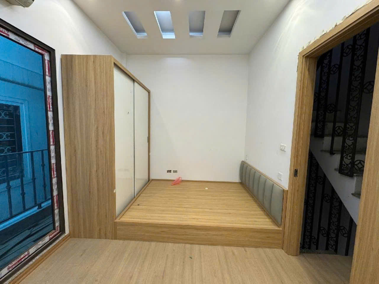 Cho thuê nhà nguyên căn Phố Chùa Bộc, 5 tầng x 25m2, 3 ngủ khép kín, 14 triệu - Ảnh 2